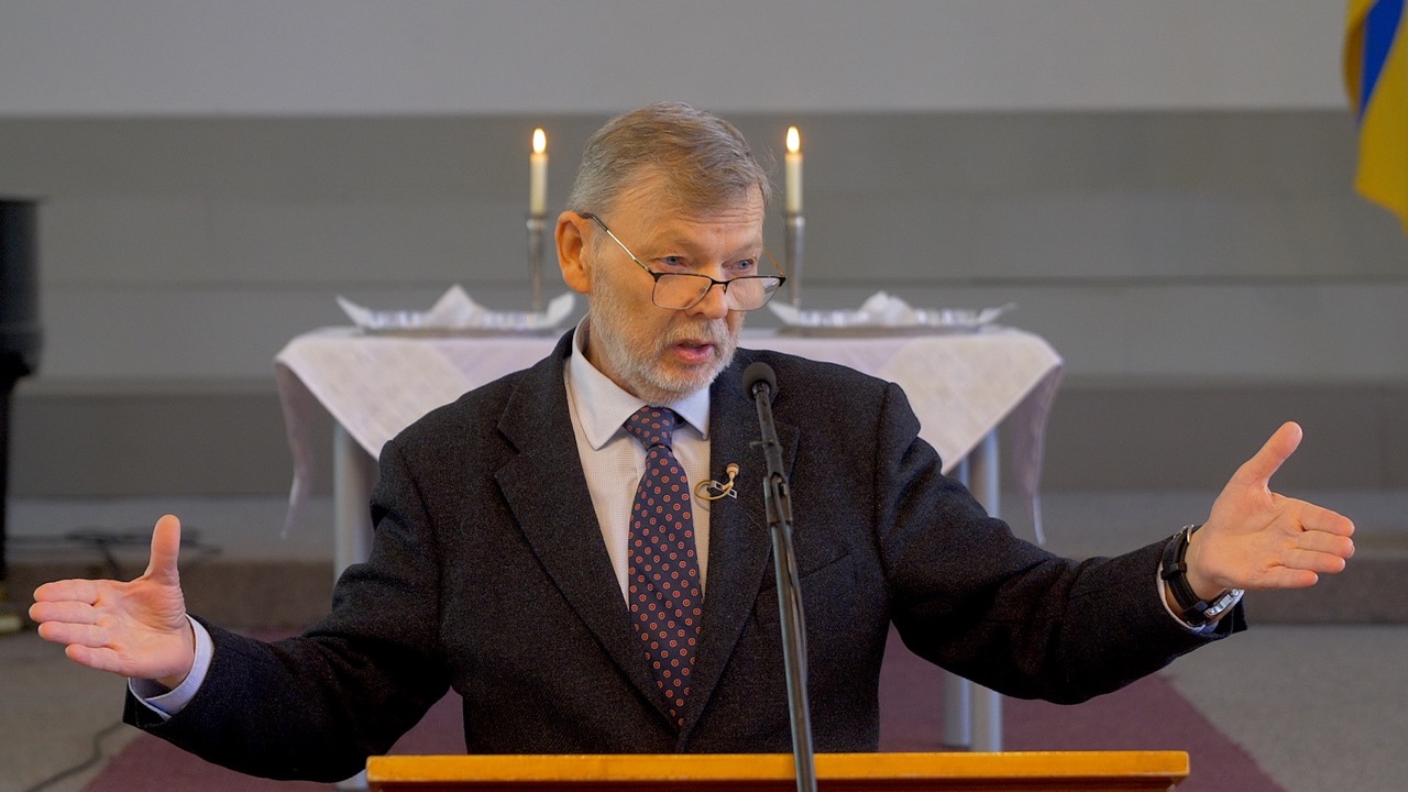 Divi kungi un divas ražas