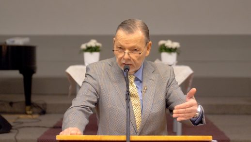 Atgriezieties nolādētā pagānu tauta